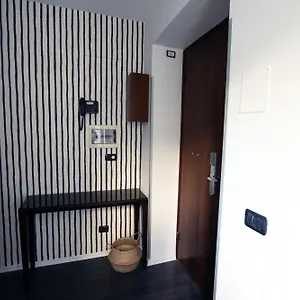 avignonesi-flat.it-romehotels.com/