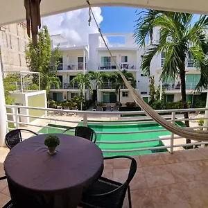 poolside-tranquil-apartment-in-playa-del-carmen.quintano-roohotels.com/