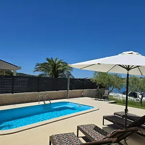  Apartment Olive Garden Kroatien
